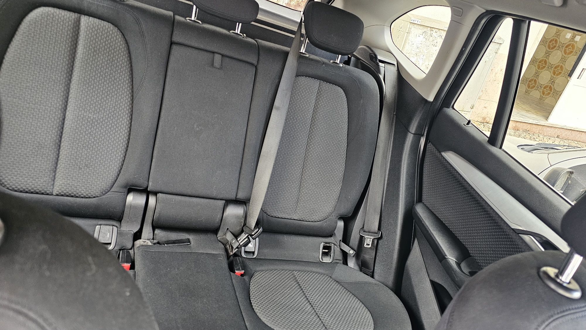 Vendo BMW X1 Sdrive 16d (aceito retoma)