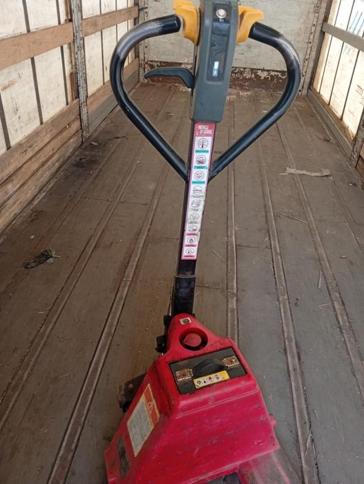 Wózek paletowy elektryczny