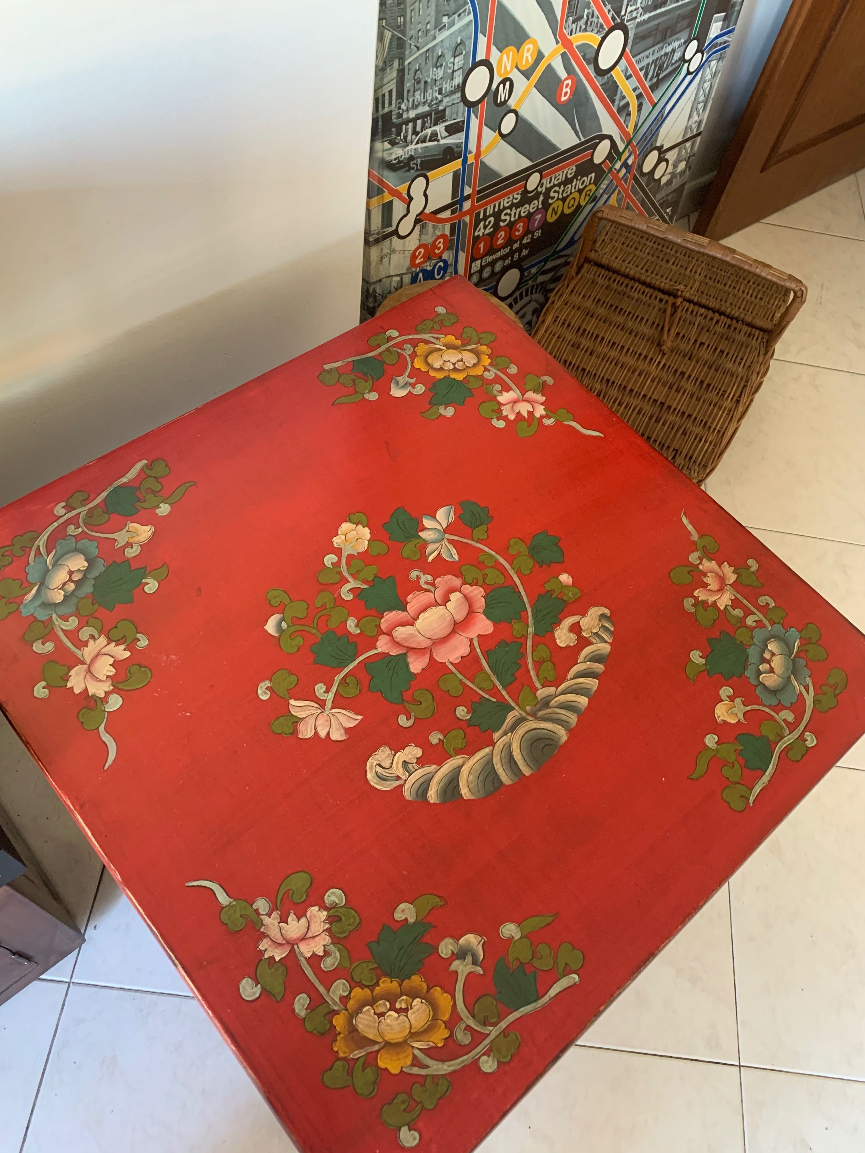 Mesa de apoio estilo oriental