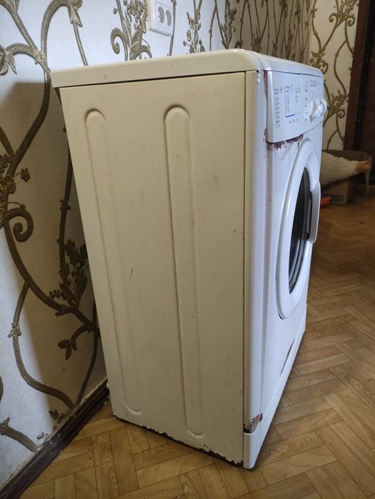 Продам пральну машину індезіт