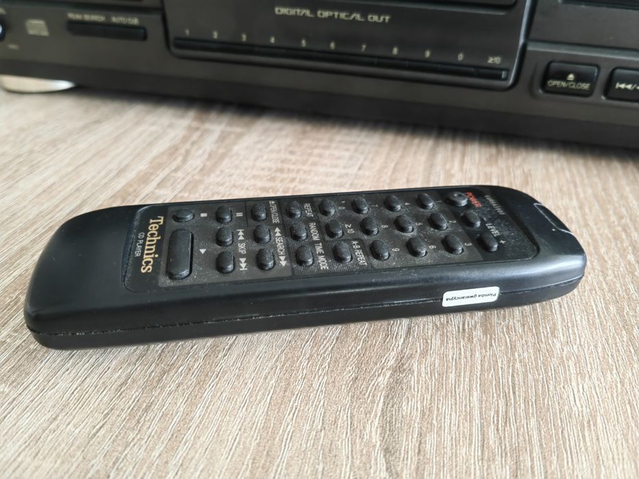 Odtwarzacz CD Technics sl-pg590 player vintahe pilot