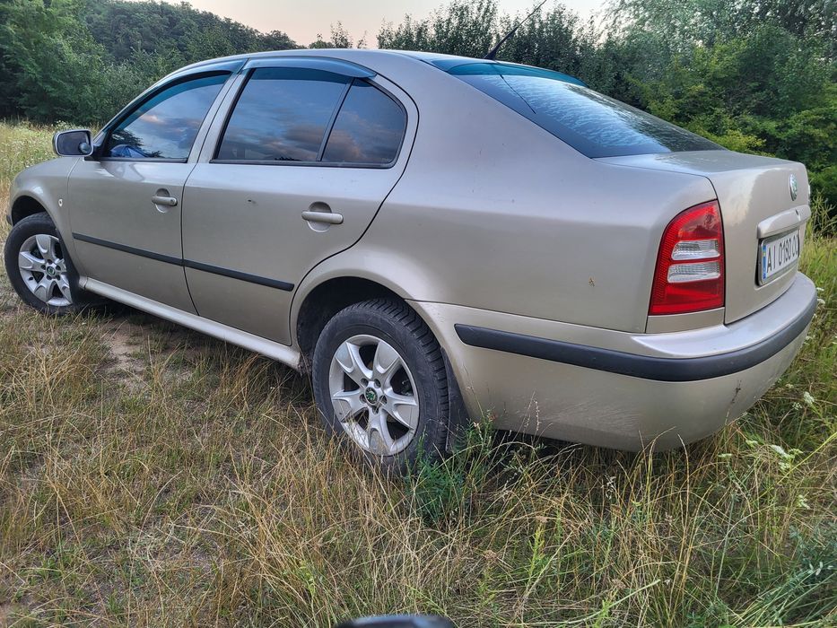 Шкода Октавія Tour 1.8 t.