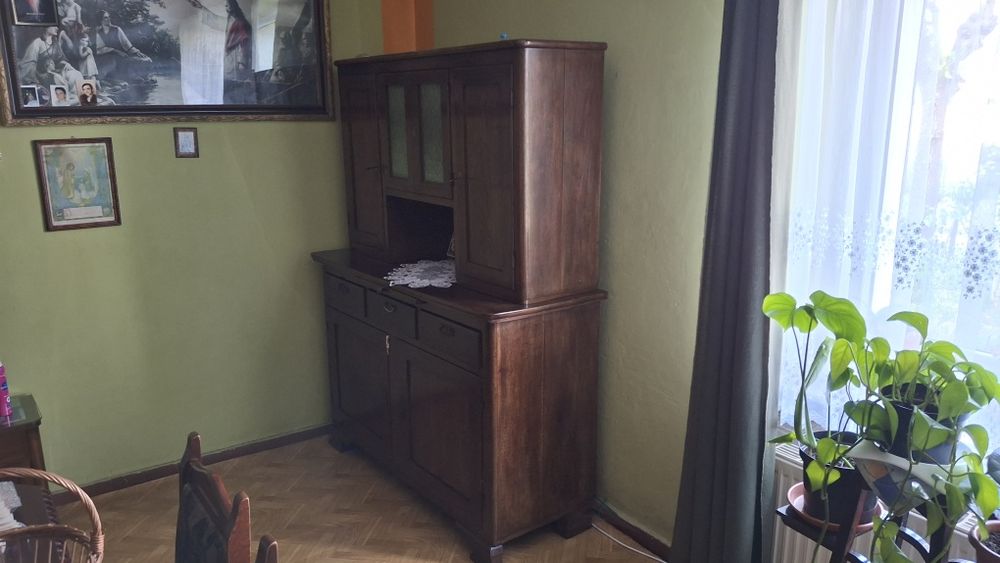 Dom ogrud szfa i kredens