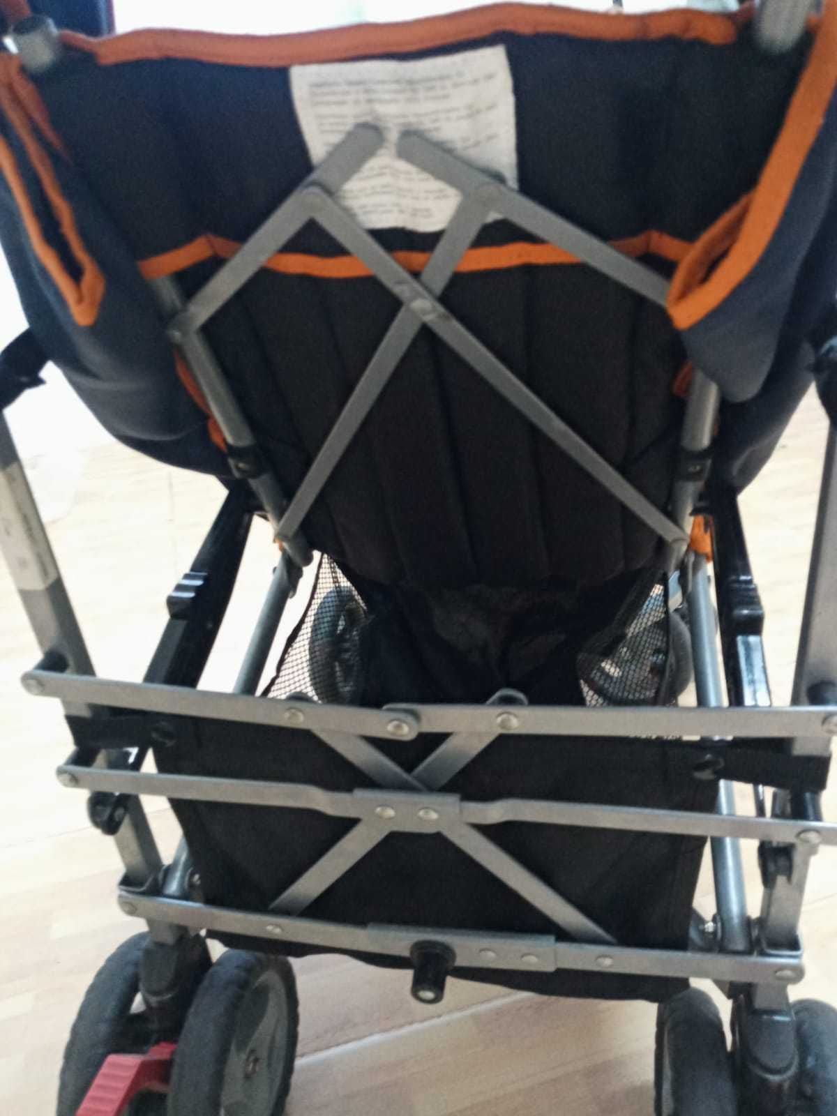 Carrinho de bebe em ótimo estado