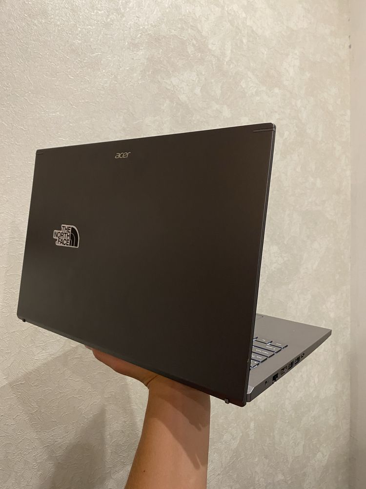 Acer Aspire 5 Intel і7-12650H/ IPS/ RAM 32/ 512 SSD гарний стан
