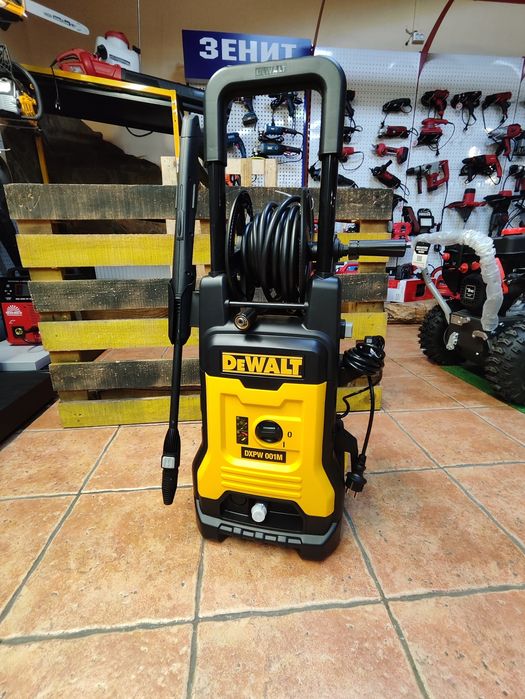 Мойка высокого давления DeWALT DXPW001M/Бесщеточная/135Бар/гарантия2г