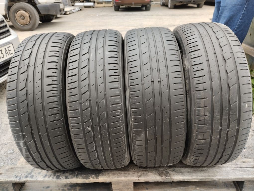 205/60/15 kumho ecsta hm