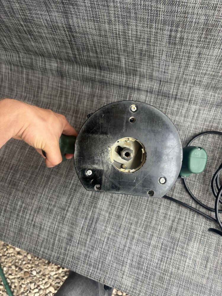 BOSCH POF 800 ACE frezarka