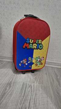 Продам дитячу валізу Super Mario