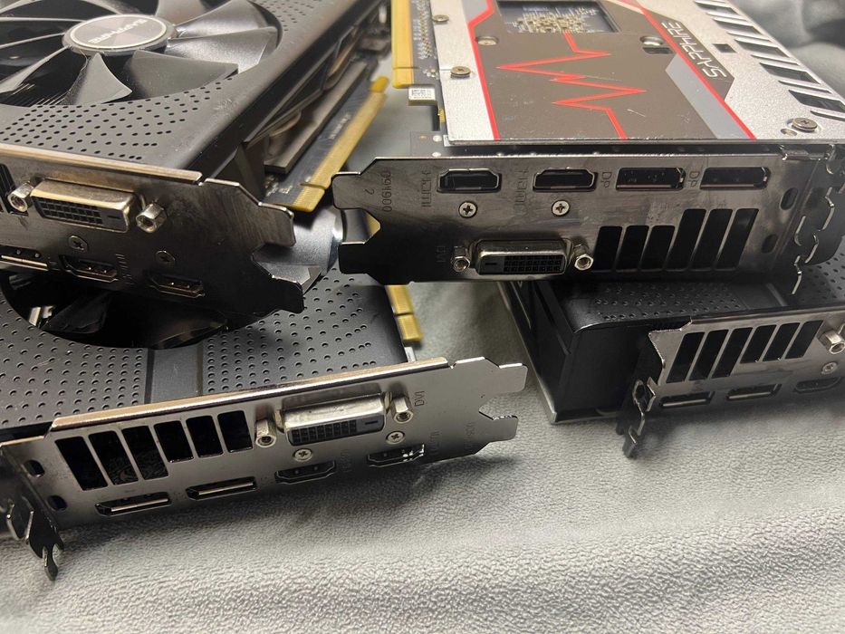 4 штуки Відеокарта RX580 8GB Sapphire Pulse