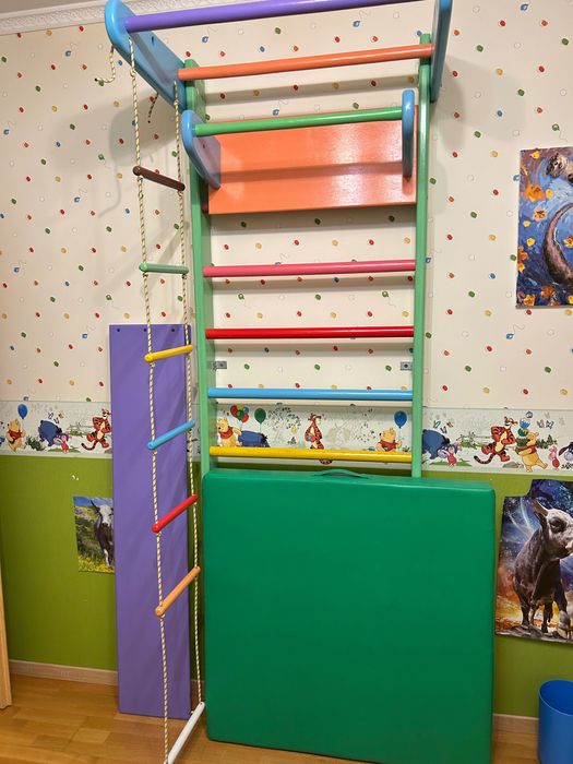 Зелений спортивний мат