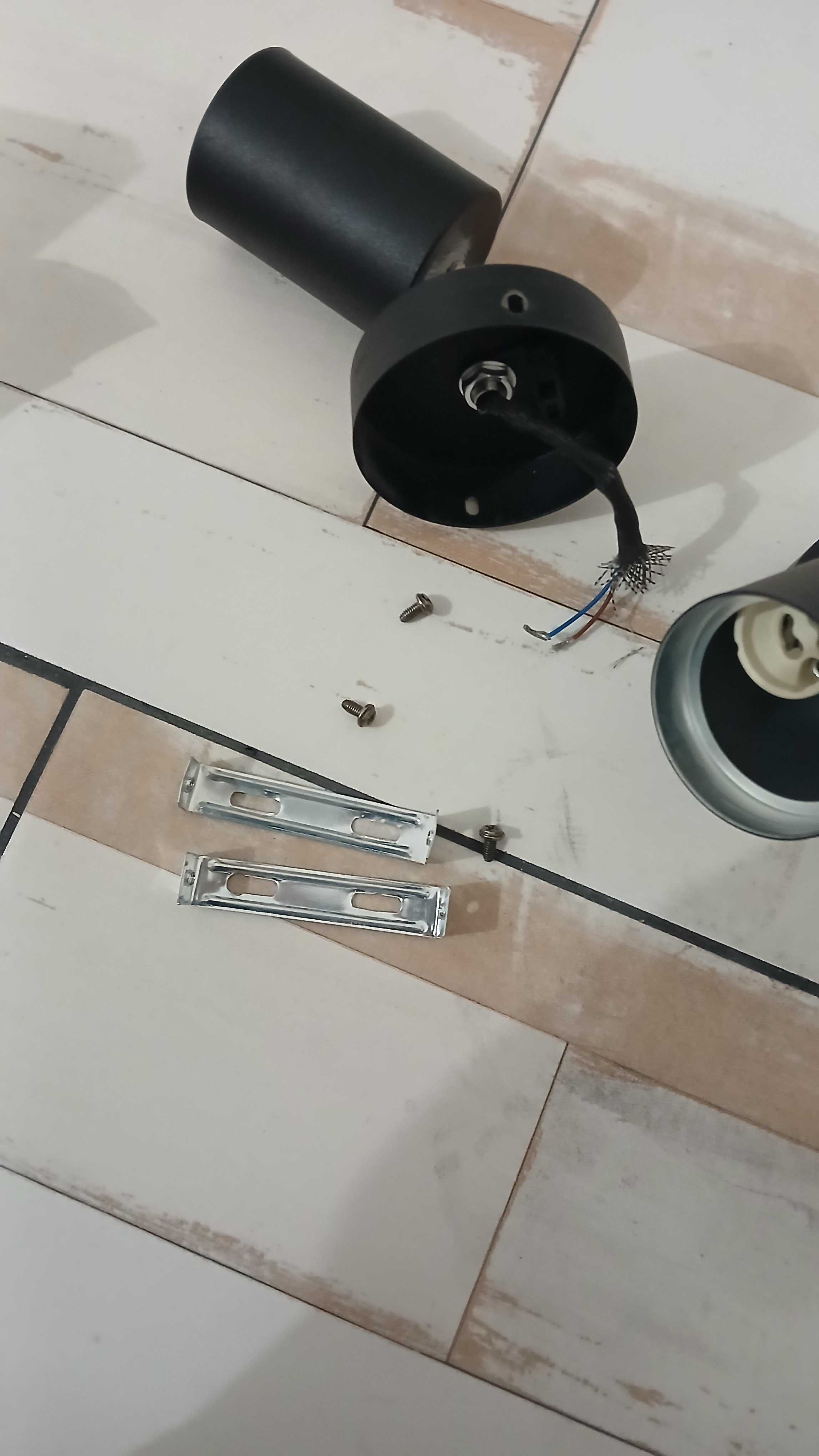 Halogen koloru czarnego, 2 sztuki