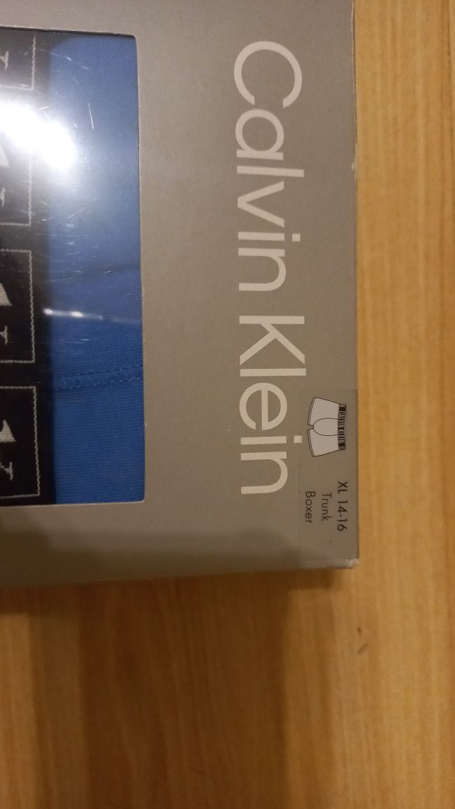 Tommie Hilfiger S/Calvin Klein 14-16років