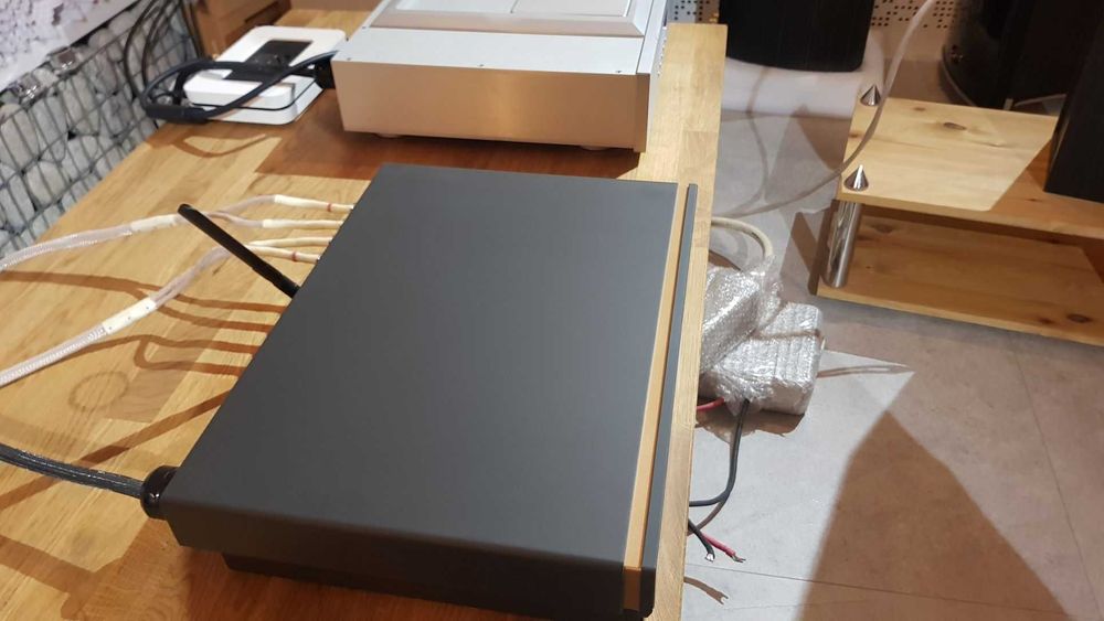 Cyrus Lyric (Stealth, Three) stremer, dac, pre, power