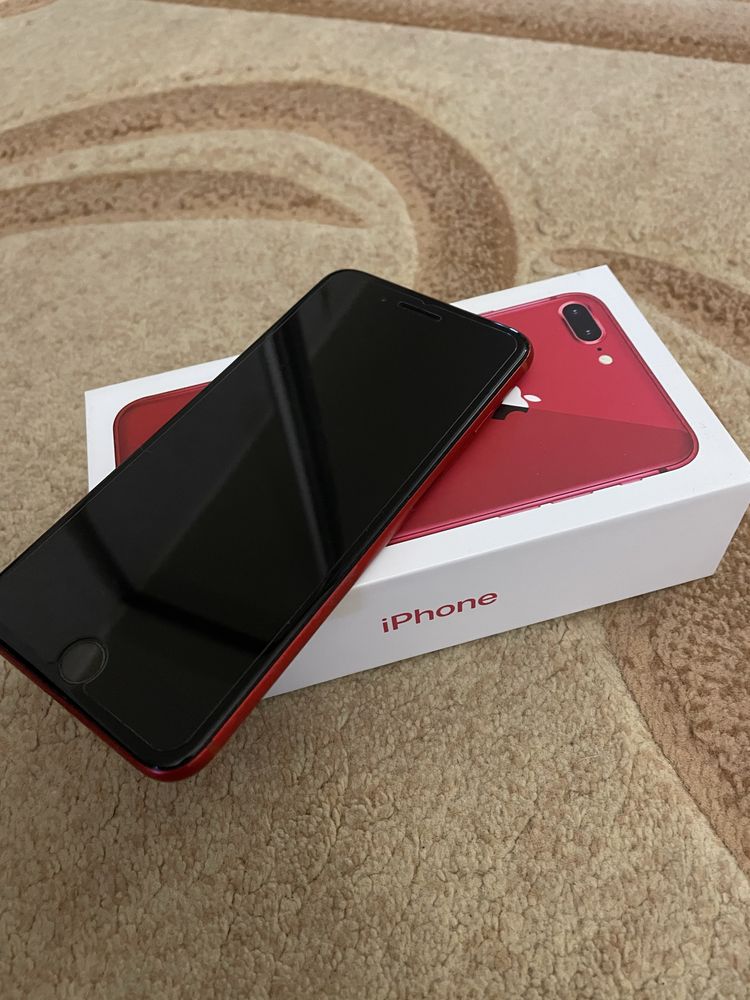 Продам телефон iPhone 8 Plus/64Gb/ product Red