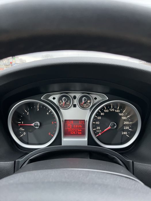 Ford focus 2010рік 1.8 дизель