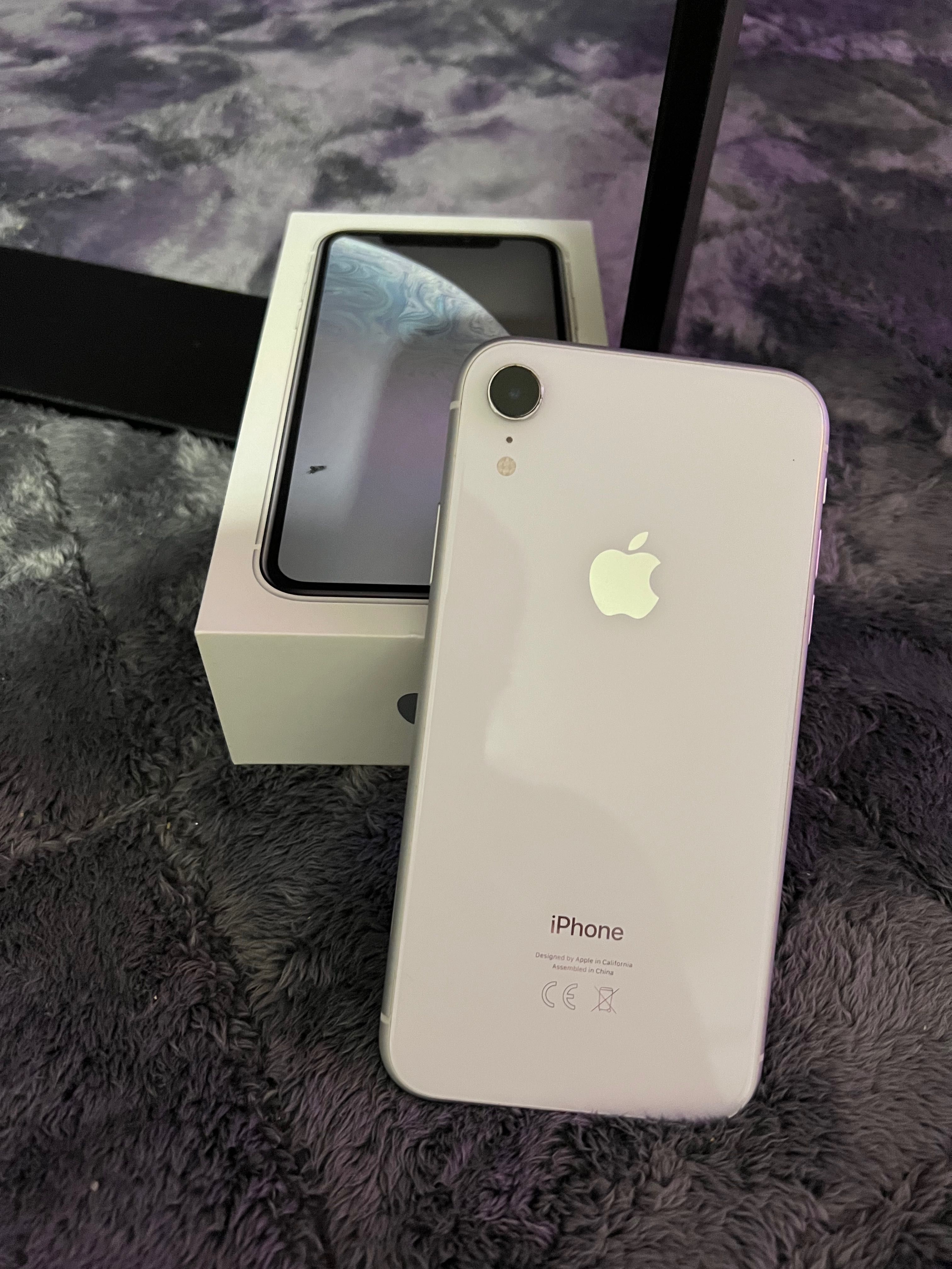 Sprzedam IPhone XR