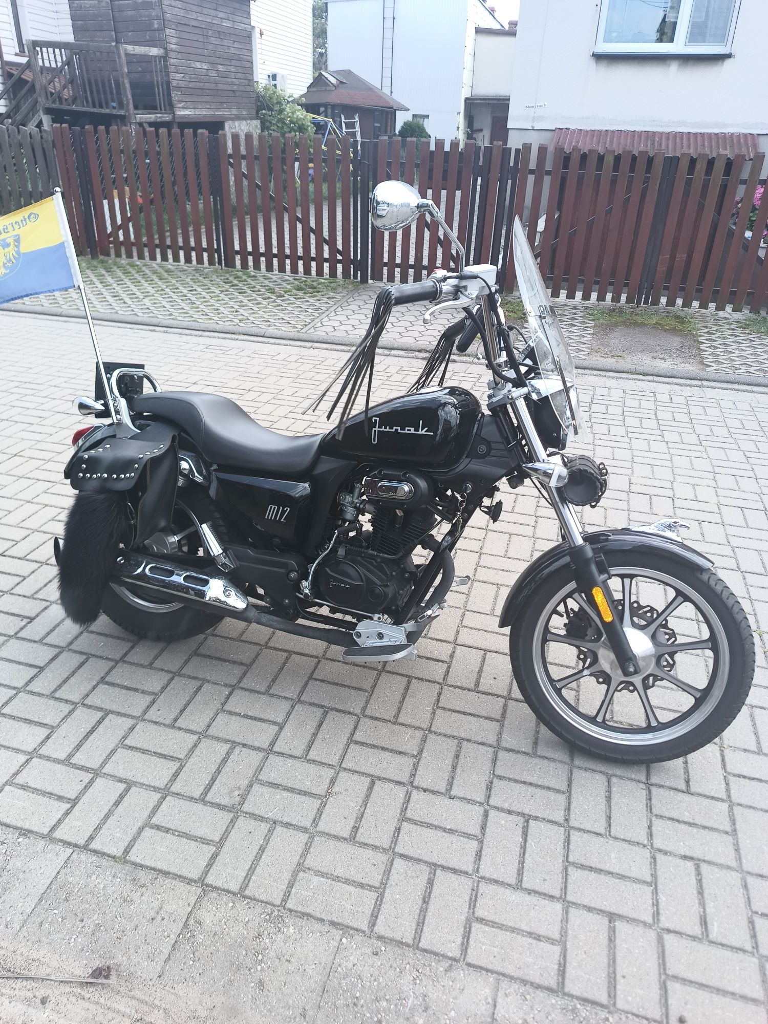Motocykl Junak M12