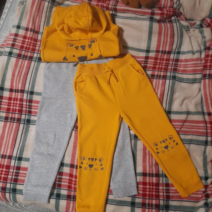 Спортивний костюм George 116 - 122 на  6- 7 років