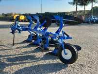 New Holland PLS4  Pług obracalny 4-skibowy New Holland PLS4 OVERUM