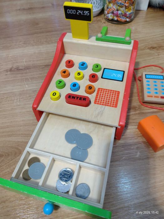 Kasa drewniana Eichhorn