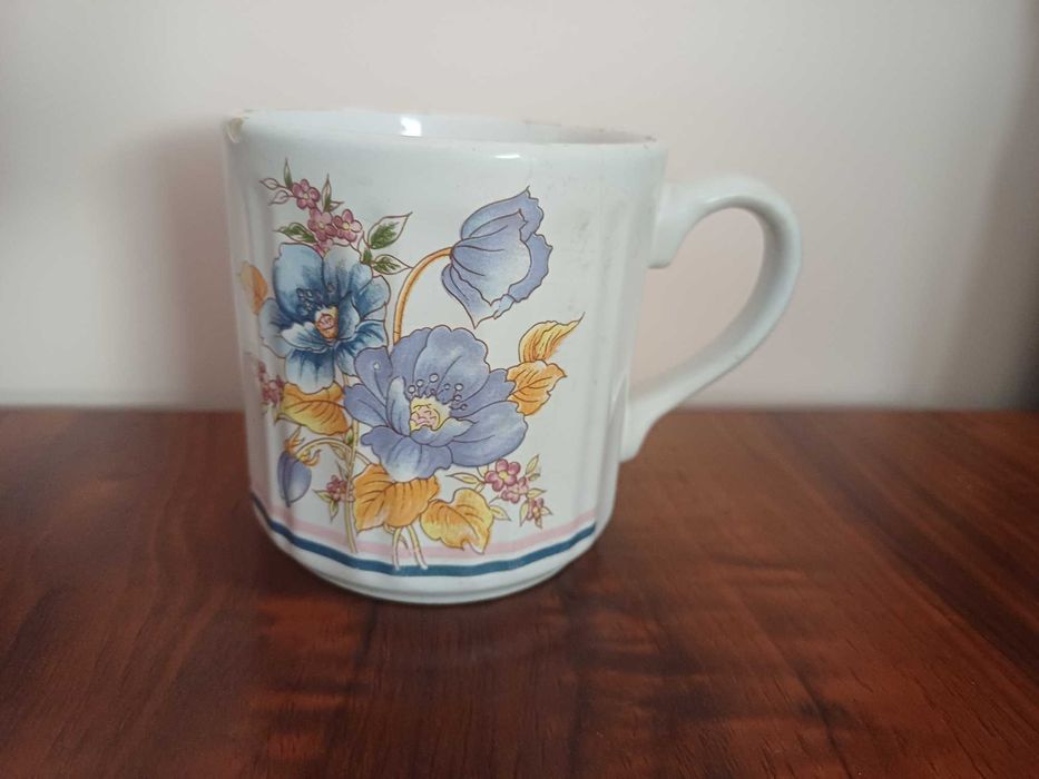 Caneca e Tigela das faianças Capôa Aradas Aveiro