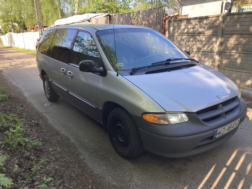 Dodge caravan 3.3 benzyna automat