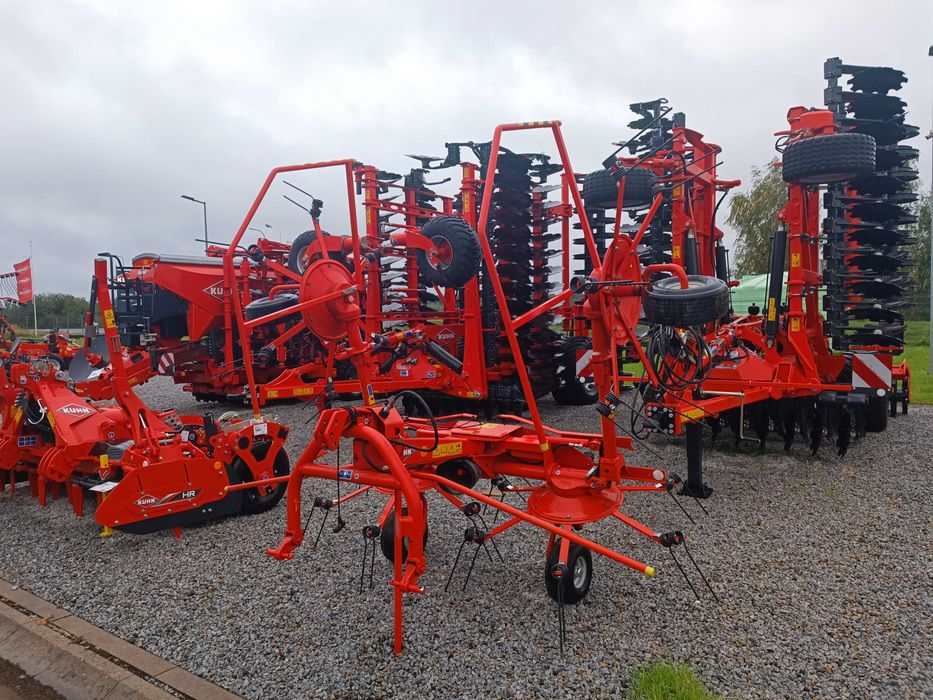 Przetrząsacz karuzelowy GF 502 KUHN - fabrycznie nowy - od ręki
