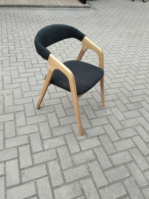 Krzesło dębowe tapicerowane PROMOCJA