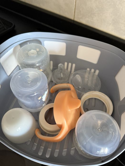 Esterlizador de biberões