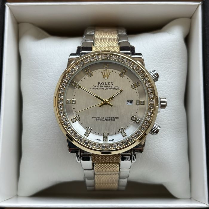 Жіночий годинник Rolex комбінованого кольору з світлим циферблатом