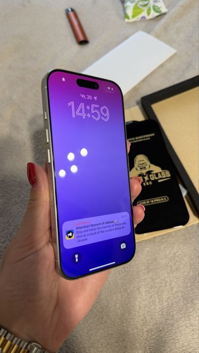 Iphone 16 Pro white Б/у состояние нового 1 тб