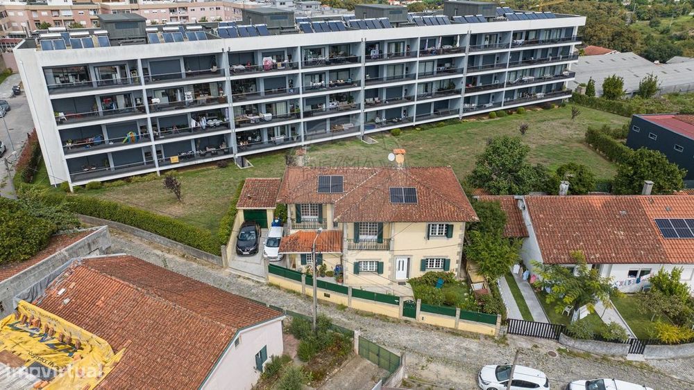 Moradia T5 para venda