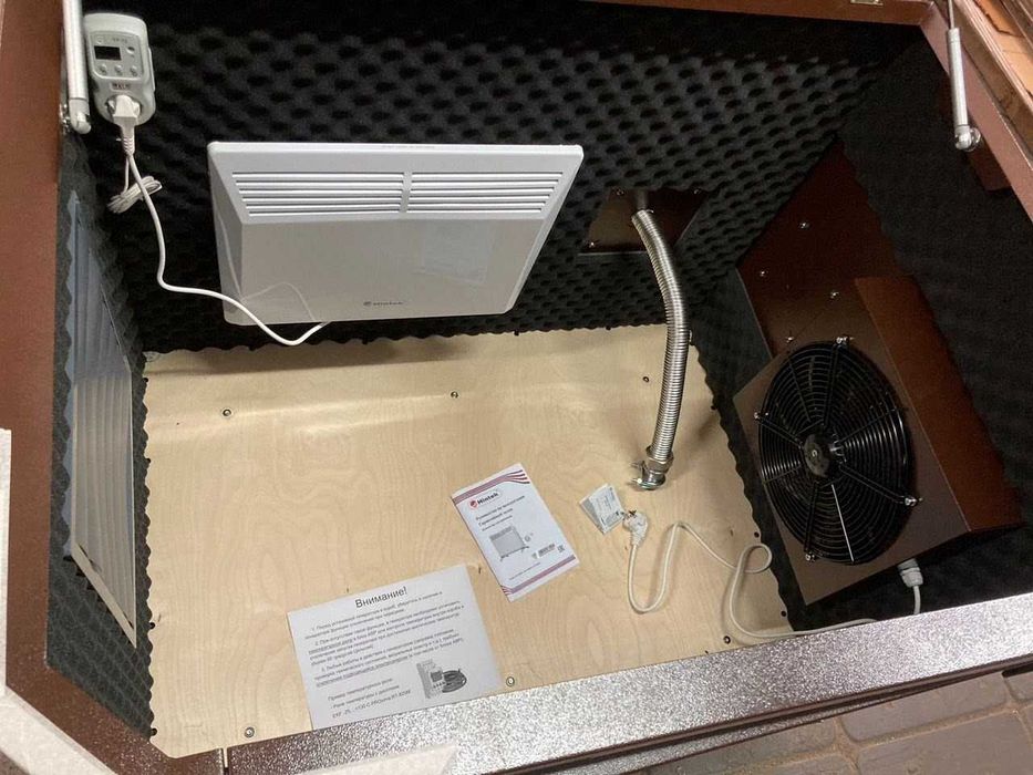 Короб защитный для генератора, максимально шумопоглощающий.