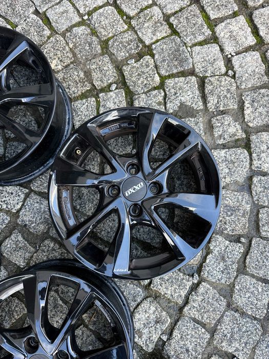 Felgi Aluminiowe 15 Yaris Baleno Rio C1 Mazda 2 4x100 ET40 Aygo