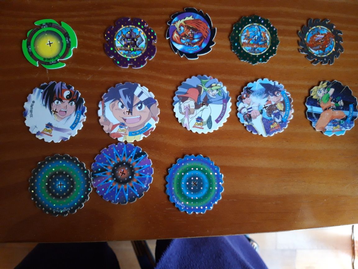 Tazos do Beyblade