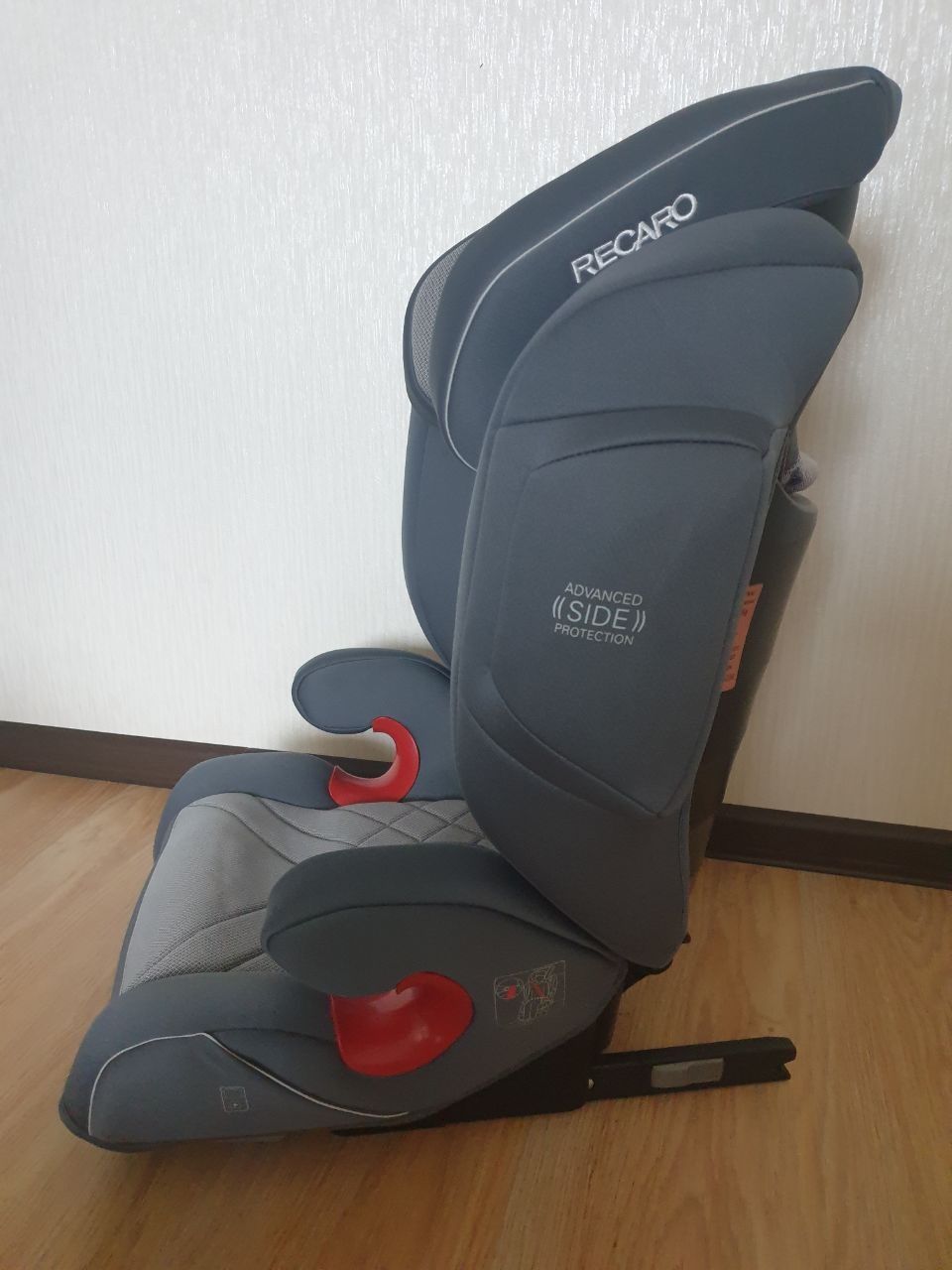 Автокрісло Recaro Monza Nova IS