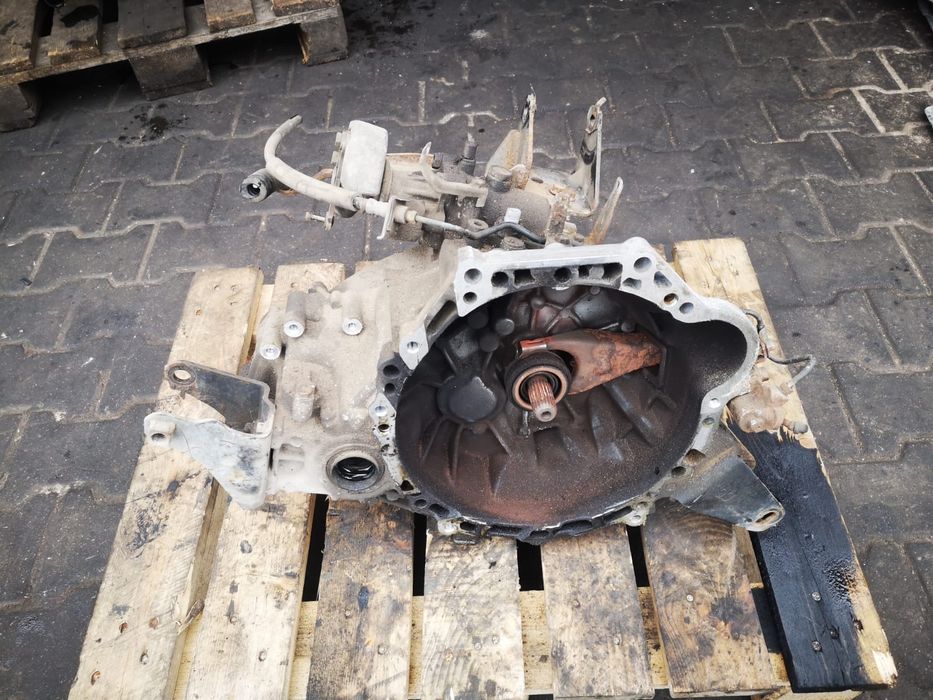 Skrzynia biegów toyota corolla e12 1.4 16v