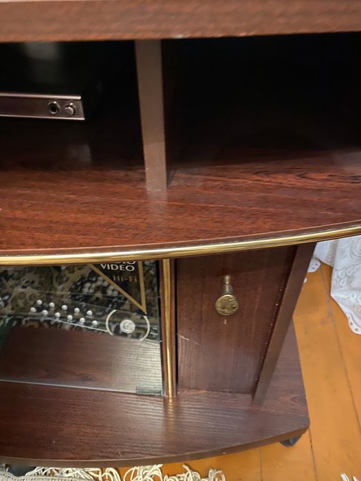 Тумба под ТВ