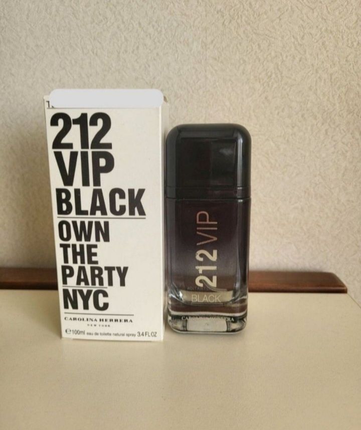 Carolina Herrera 212 Vip Black (Парфюм) 100 мл