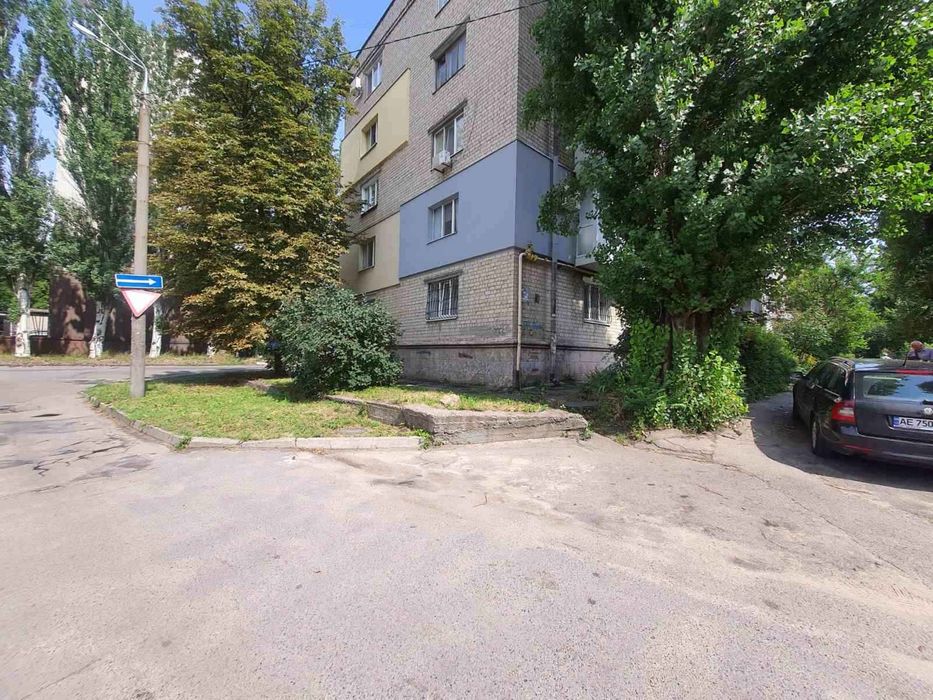 Продам 2к квартиру по ул. Ярослава Мудрого возле Оперного театра