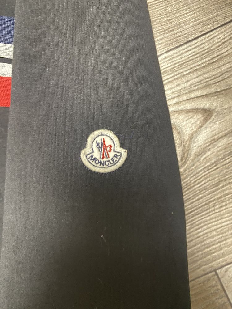 Кофта moncler