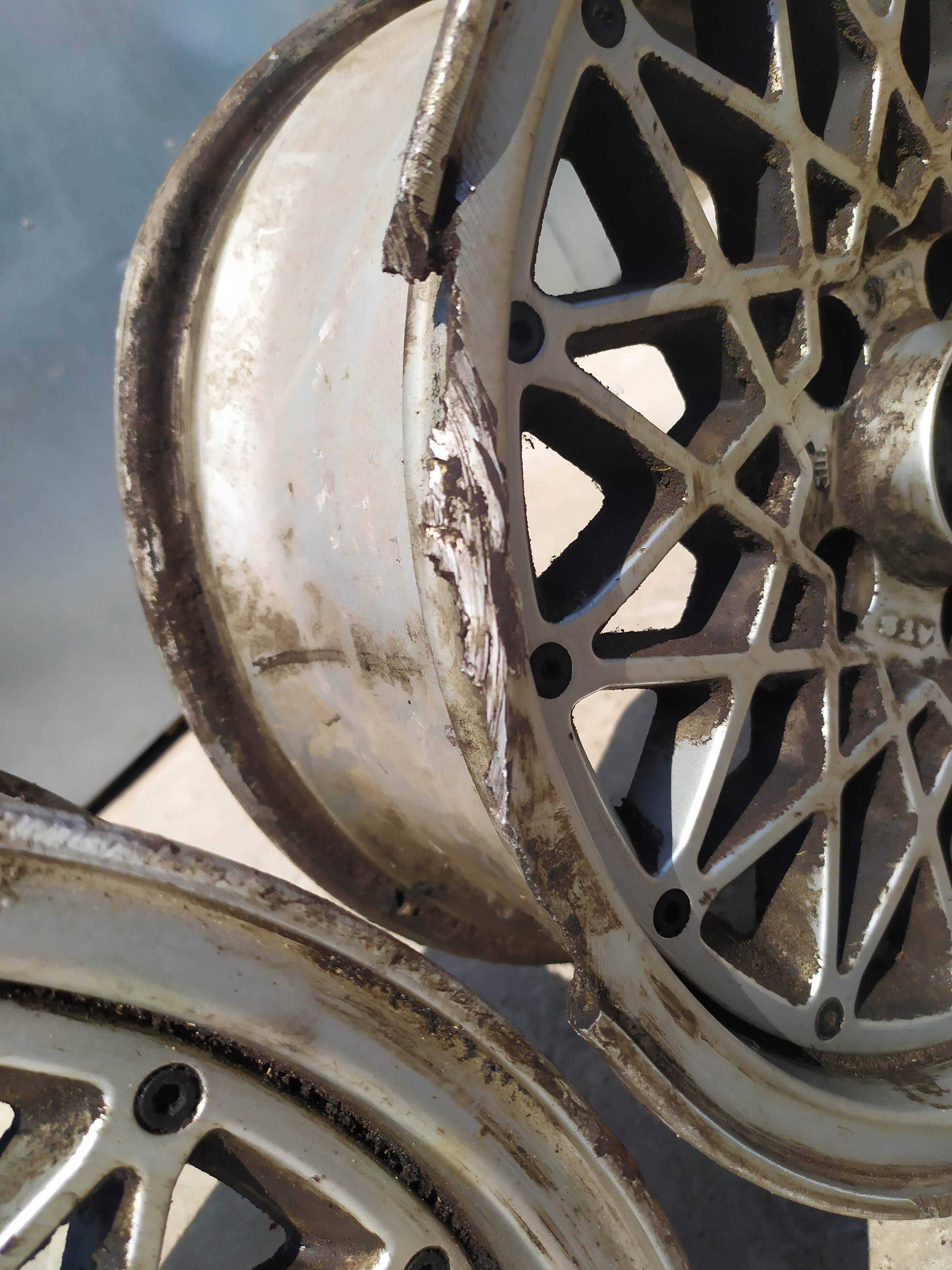 Німецькі диски як BBS на BMW ATS 7Jx15 ET33 R15 спиці алюмінієві 5x110