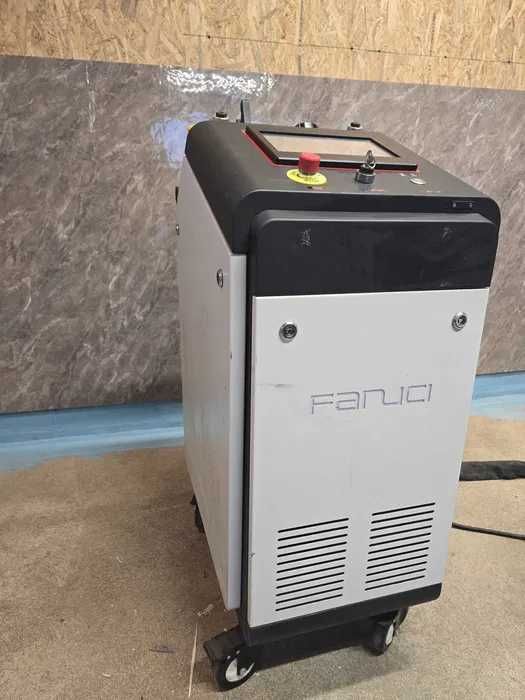 Laser Czyszczący FANUCI 100W MOPA - usuwanie rdzy, graffiti itp.