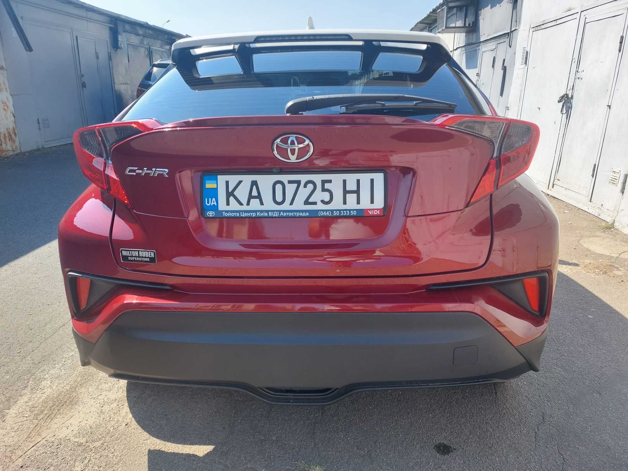 Продам Toyota C-HR