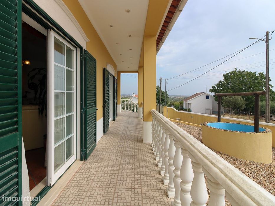 Moradia, Moçarria