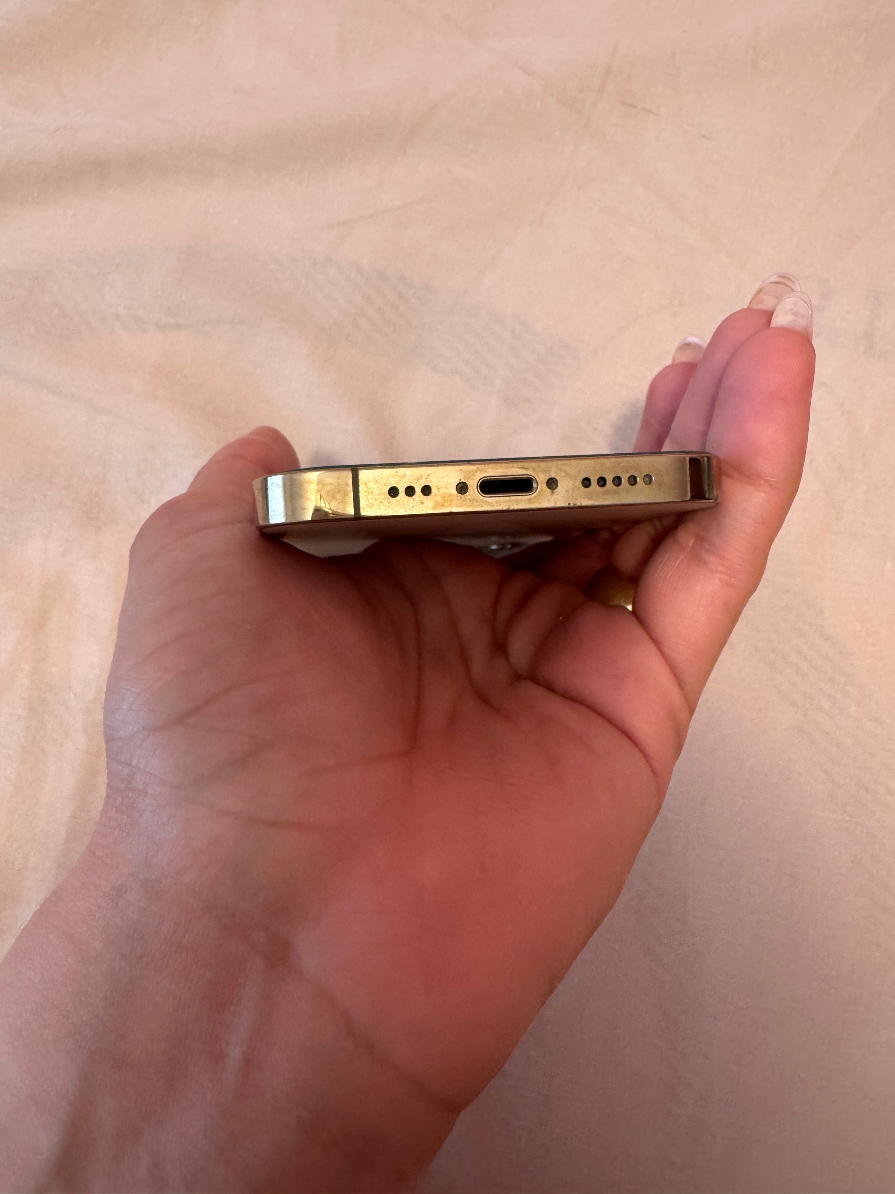 iPhone 12 Pro Gold  em muito bom estado