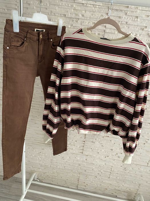 Lumina bluza paski z lekka gumką  w pasie