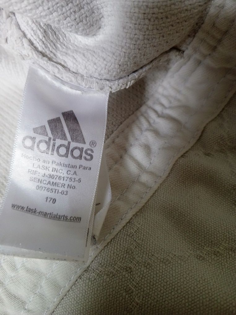 Adidas кімоно для дзюдо