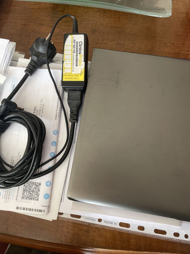 Laptop toshiba + teclado